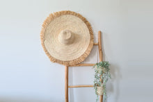 Load image into Gallery viewer, Palm and raffia hat
